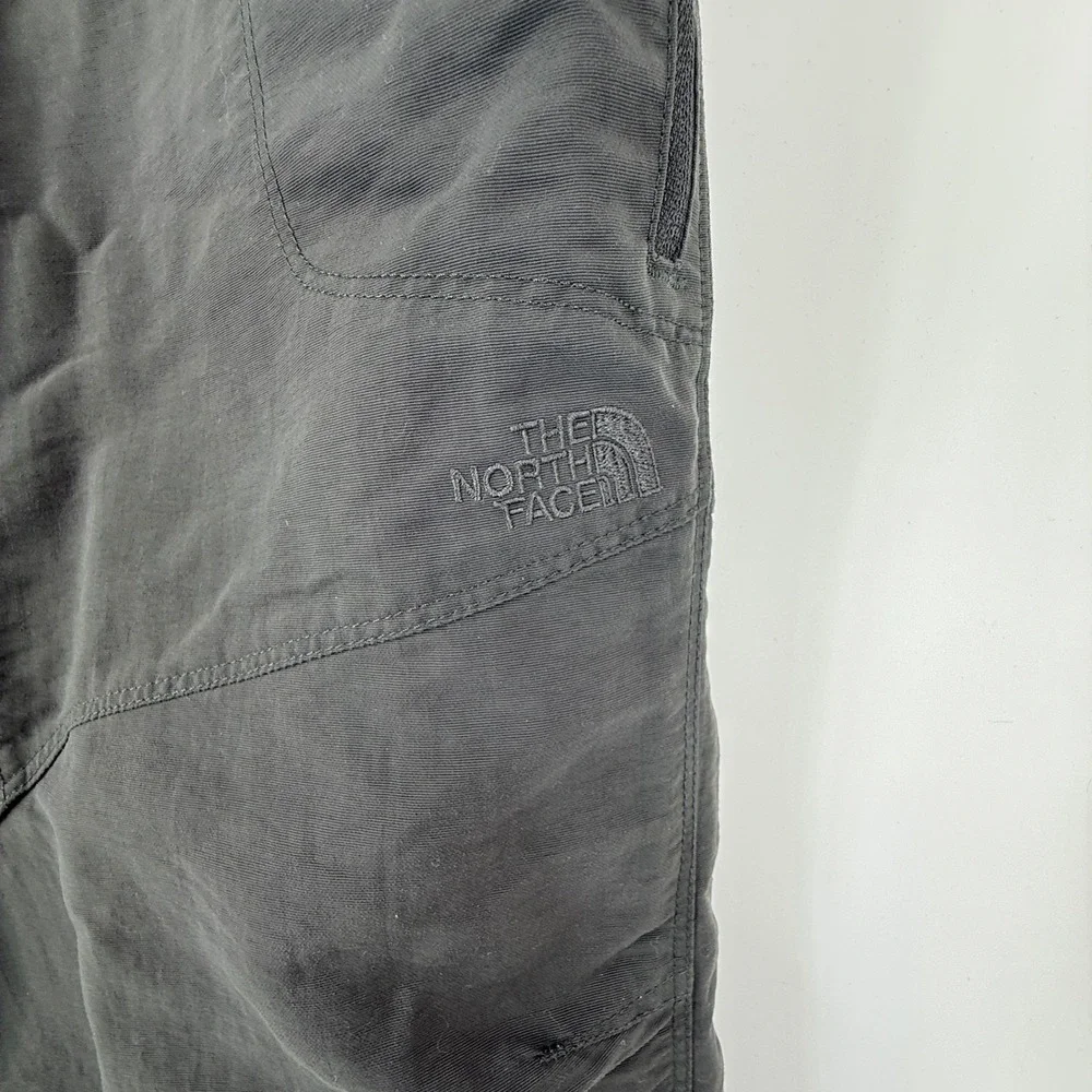 The North Face Mens Hiking Pants Dark Gray Nylon Cargo Outdoor Trousers‎ Size 30